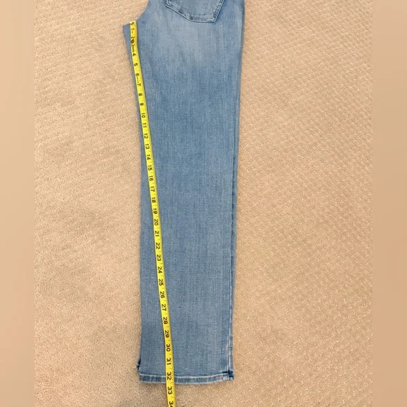 Jag Jeans Women's Light Wash Straight Jeans - Picture 8 of 11